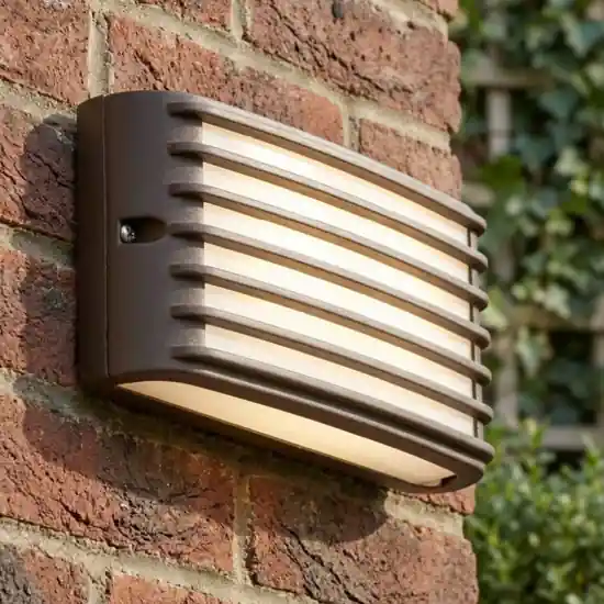 Soddisfatti O Rimborsati Applique per esteri moderna color caffè led 3000k ip65