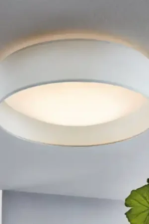 Ultime Pezzi Plafoniera di cilindro in tessuto bianco 32 cm eglo pasteri
