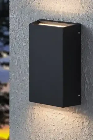 Applique da esterno alluminio nero ip65 led cct doppio fascio luminoso Spedizione Espresso
