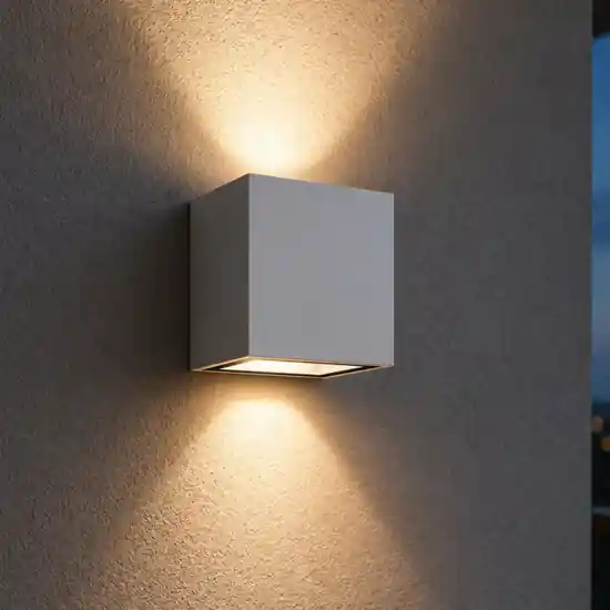 Applique da parete top light spa cubo bianco biemissione luce ip54 Prezzo Ridotto