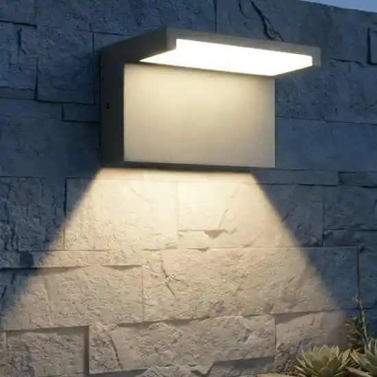 Applique da esterno led ip65 anti corrosione antracite con sensore movimento Acquista Ora