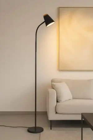 Lampade da terra moderne nera led 3000k orientabile Non Perdere