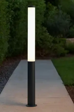 Lampione alto per giardino moderno design grafite led 31w 4000k ip65 Promozione