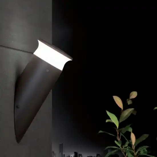 Applique da esterno design inclinato grafite led 9w 4000k Offerta Lampo