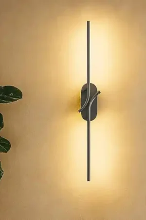 Ultima Occasione Maytoni renaissance applique led 7w 3000k per comodino