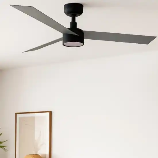 Ventilatore a pale nero da soffitto con luce 28mq Economico