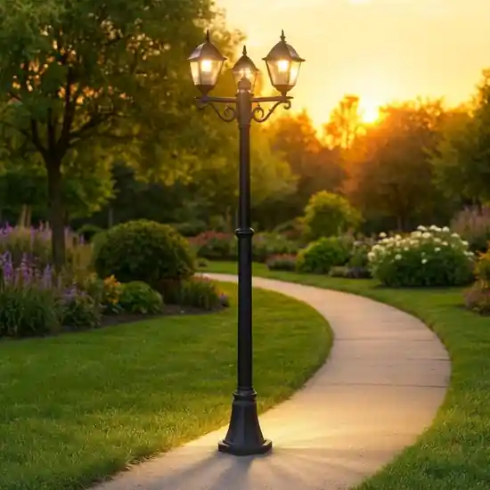 Affare Lampione alto da giardino 3 luci lanterna classico nero