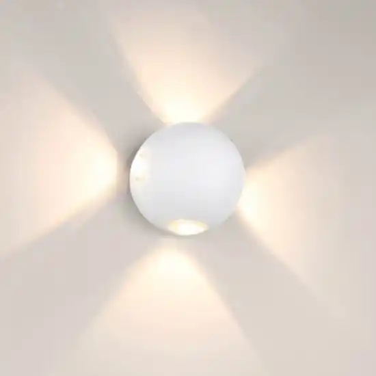 Applique da esterno sfera bianca 8w 3000k moderna 4 fasci di luce Novità