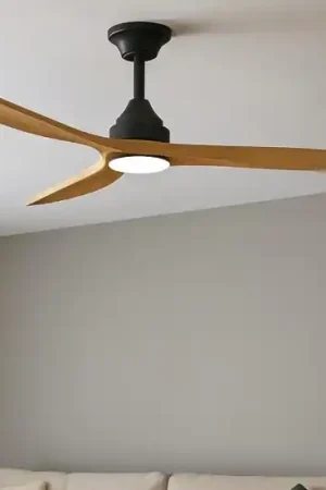 Ventilatore a lampadario nero con luce 28mq pale di legno Must-Have