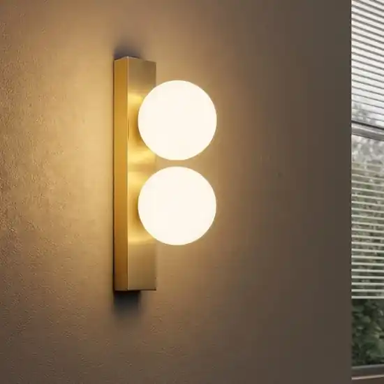 Applique led 6w ping pong ap2 ideal lux ottone sfere vetro bianco opaco Solo Oggi