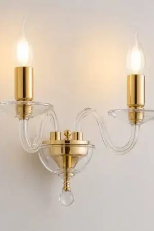 A Buon Prezzo Applique da parete a 2 bracci in vetro trasparente e finiture oro