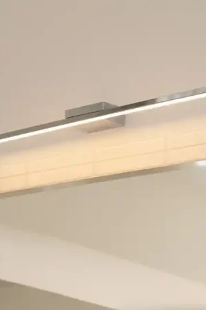 Ultime Pezzi Applique per specchio da bagno led 11w 3000k cromo