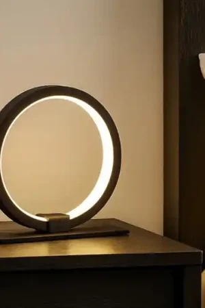 Abat-jour nera lampada da comodino per camera da letto moderna Non Perdere