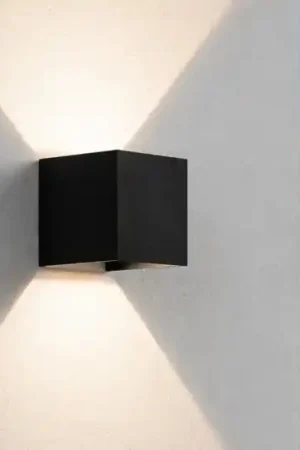 Vendita Finale Isyluce applique da esterno led 6w 4000k cubo nero