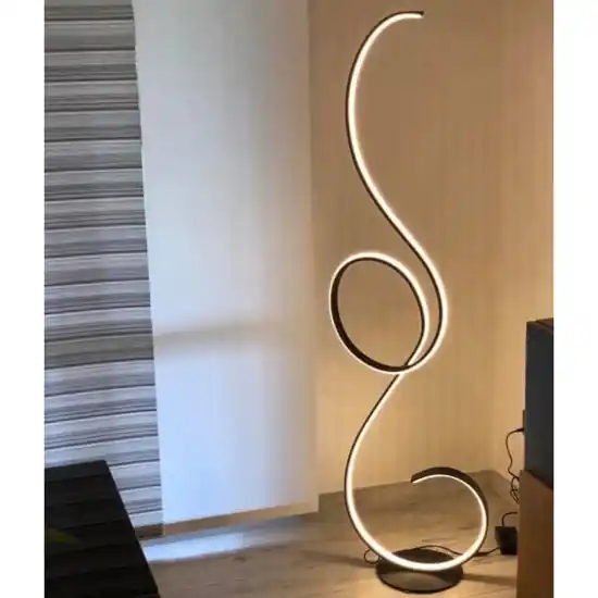 Compra Oggi Stesso Lampada da terra moderna pt flock ondaluce nera
