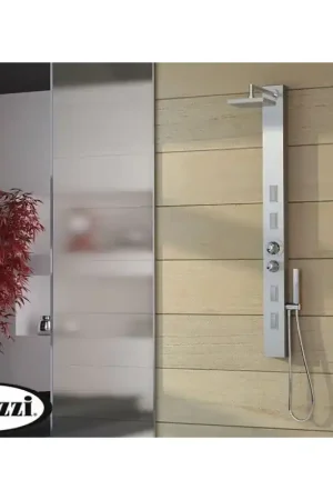 Novità JACUZZI® Skin parete doccia completa di accessori