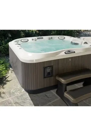 Professionale JACUZZI® J-335 mini spa da esterno