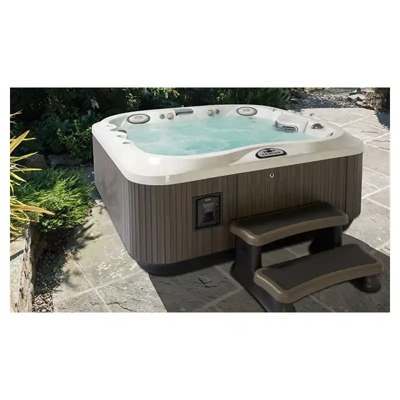 Professionale JACUZZI® J-335 mini spa da esterno