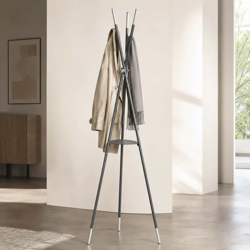 Popolare Appendiabiti da terra per ingresso dal design originale con treppiede in acciaio