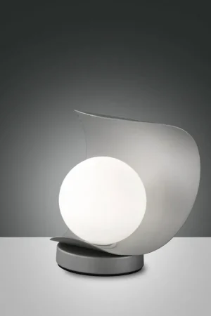Abatjour a LED con struttura in metallo e paralume in vetro dal design moderno - 6W - Lumen 540 - 3000k Luce Calda - IP20 Bestseller