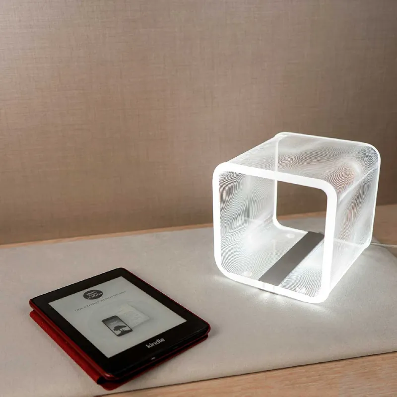 Abat Jour a LED in plexiglas in stile moderno versione Flots - 8W - 3000k Luce Calda Offerta Limitata