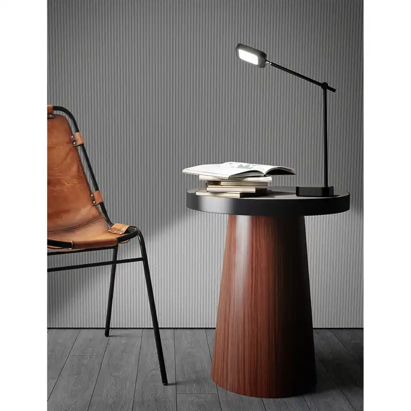 Spedito Oggi Lampada da tavolo orientabile in alluminio dal design moderno con luce a led - 8W - Lumen 580 - 3000k-4500k-6500k - IP20