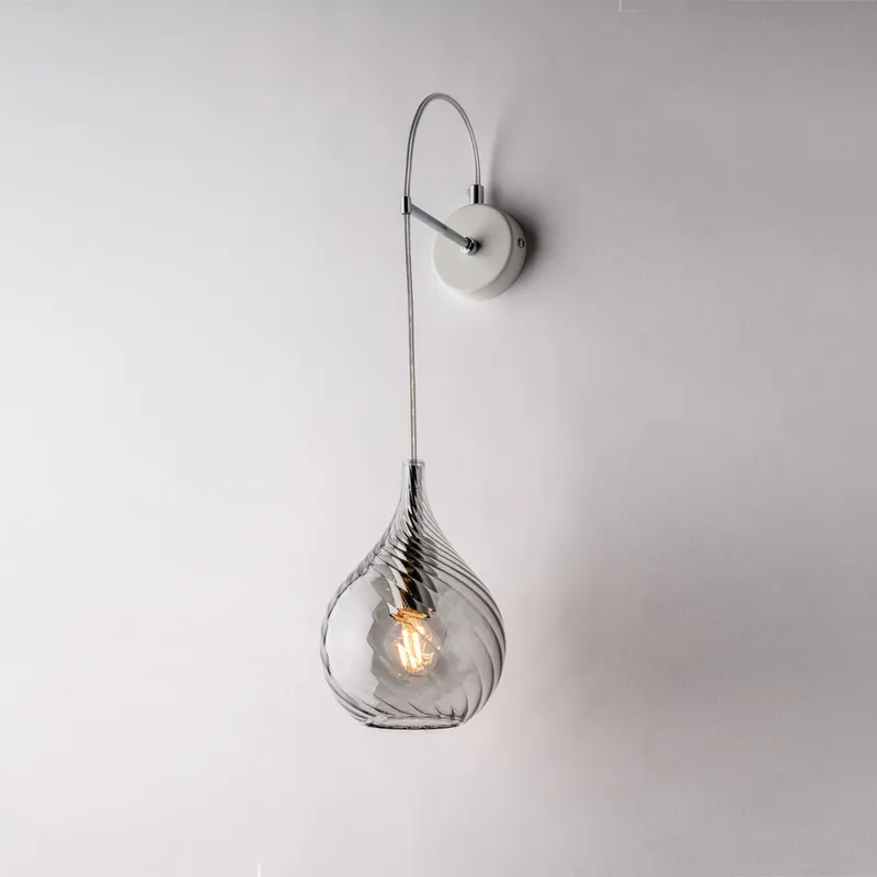 Ordina Subito Lampada da parete con singolo diffusore in vetro dal design moderno ed elegante - 42W - IP20