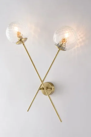 Applique da parete in metallo con 2 diffusori dal design moderno ed elegante - 42W - IP20 Ordina Subito