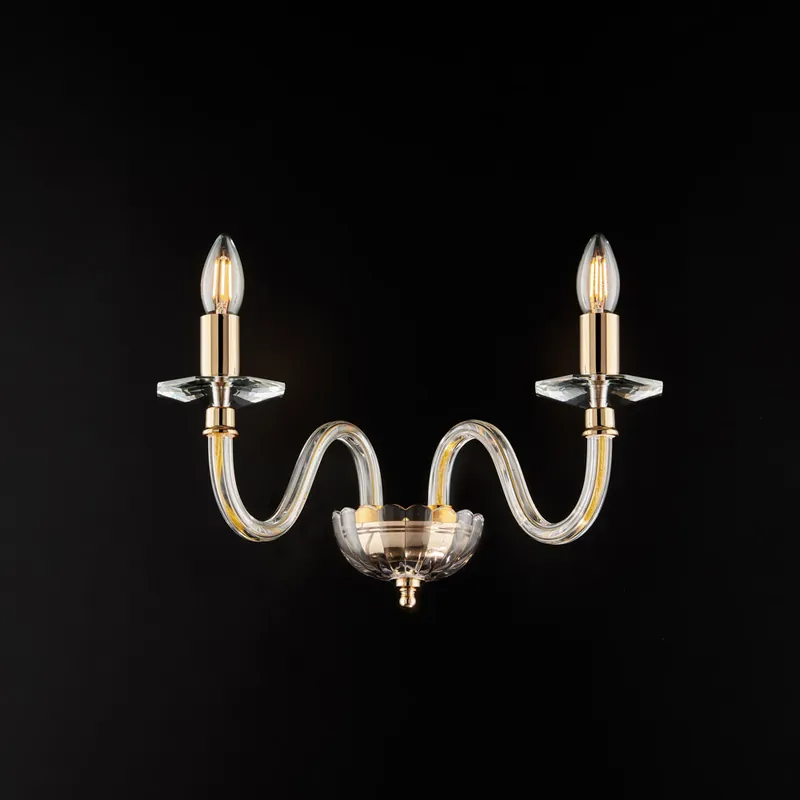 Applique classica da parete 2 luci con struttura in metallo e dettagli in vetro - 42W - IP20 Prezzo Conveniente