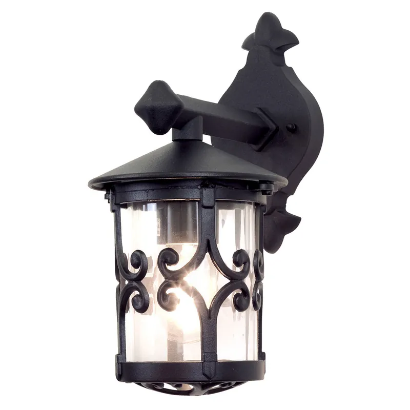 Compra Oggi Stesso Lanterna a parete per esterni con struttura in alluminio e diffusore in vetro - 100W - IP23