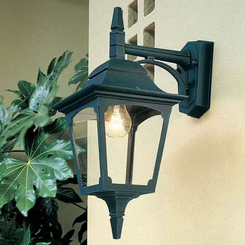 Solo Oggi Lanterna da parete da portico struttura in alluminio e diffusore in vetro - 100W - IP44