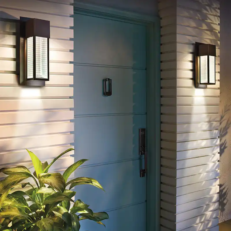 Compra Adesso Lanterna da parete per esterni a 1 luce LED con struttura in alluminio - 7W - IP44