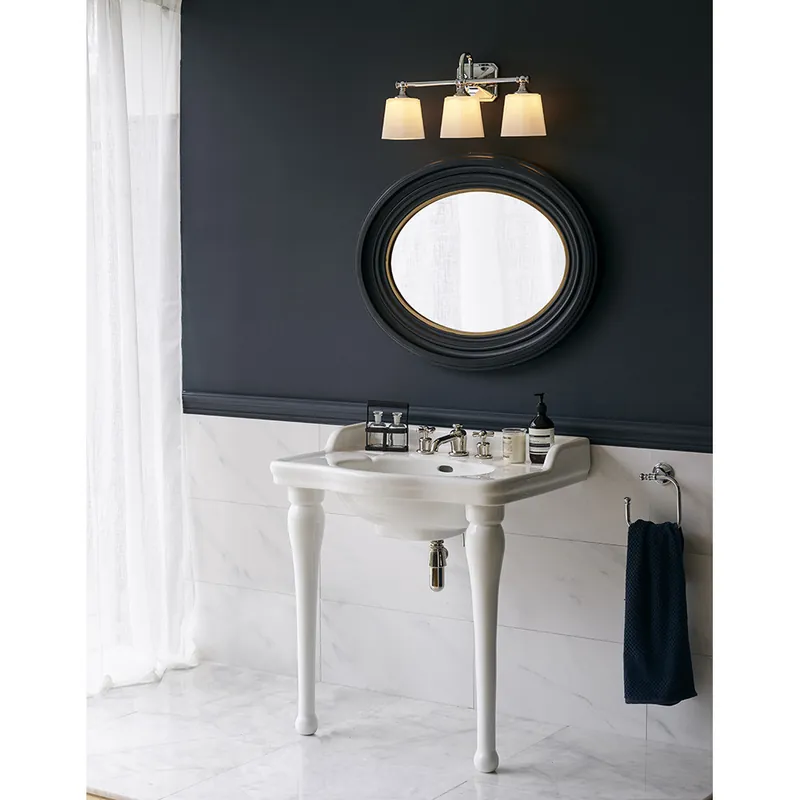 Vendita Finale Lampada da parete per bagno con 3 diffusori in vetro con lampadina LED G9 - 3W - IP44