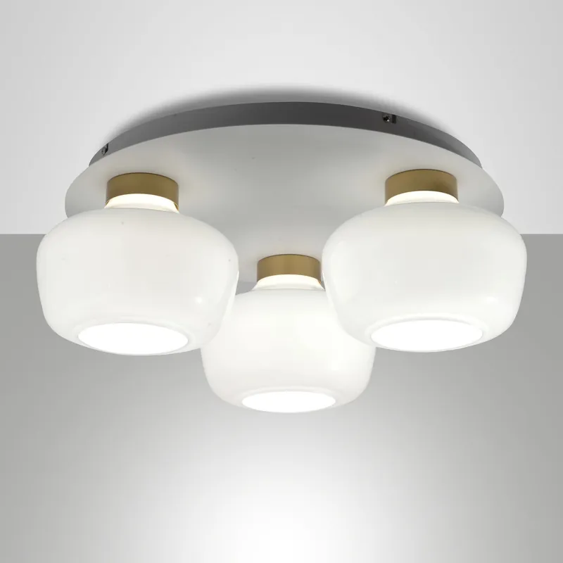 Acquista Ora Plafoniera da soffitto in metallo con 3 diffusori in vetro moderni - 36W - Lumen 3900 - 3000k Luce Calda - IP20