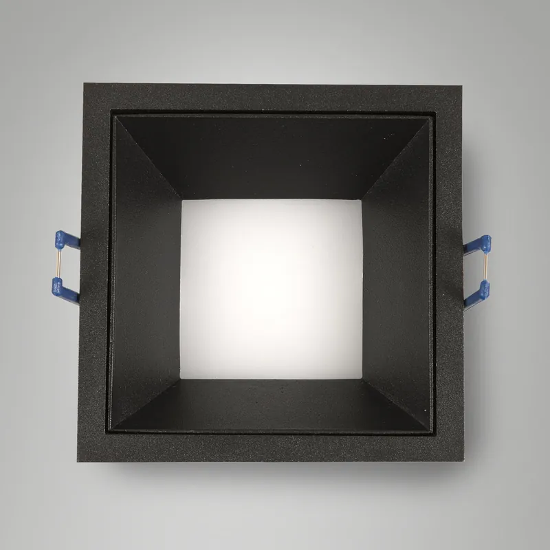 Acquista Ora Faretto a incasso quadrato in alluminio con diffusore a led - 8W - Lumen 950 - 4000k Luce Naturale - IP40