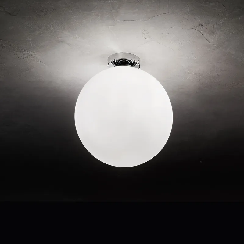 Pagamento Sicuro Plafoniera da soffitto moderna in metallo con diffusore in vetro a boccia - 60W - IP20