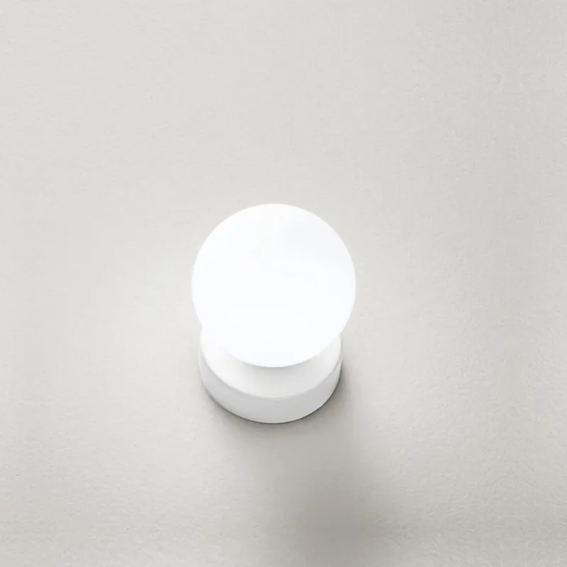 Lampada da tavolo grande moderna in metallo e diffusore a bocia in vetro - 40W A Buon Prezzo