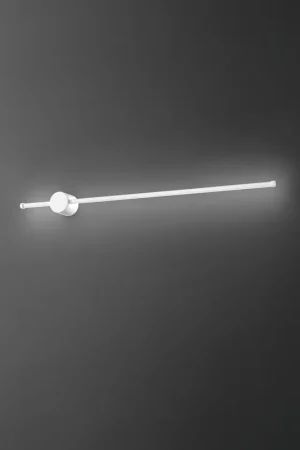 Applique a led grande lineare con struttura in metallo e diffusore in acrilico - 20W - Lumen 2050 - 3000k Luce Calda - IP54 Promo Stagionale