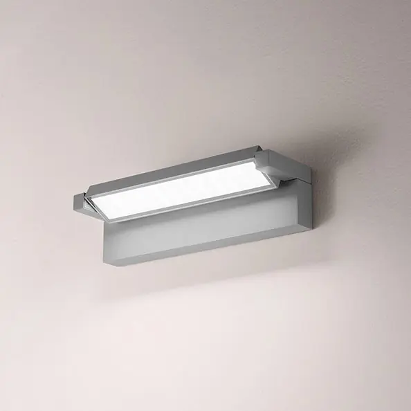 Applique da esterno a led grande con struttura in metallo e diffusore in vetro - 36W - Lumen 2900 - 3000k-4000k - IP65 Spedizione Espresso