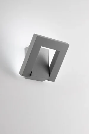 Applique da esterno a led con struttura in metallo e diffusore in acrilico - 12W - Lumen 960 - 3000k-4000k - IP54 Occasione Imperdibile