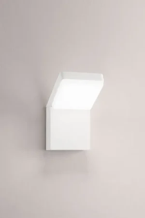 Applique da esterno a led con struttura in metallo e diffusore in acrilico - 20W - Lumen 1600 - 3000k-4000k-6000k - IP65 Acquista Ora