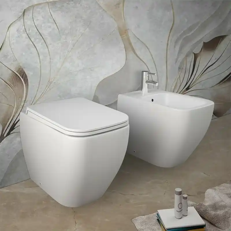 Sanitari filomuro bianco opaco Rimless Rak serie Metropolitan copriwc soft-close Nuova Collezione