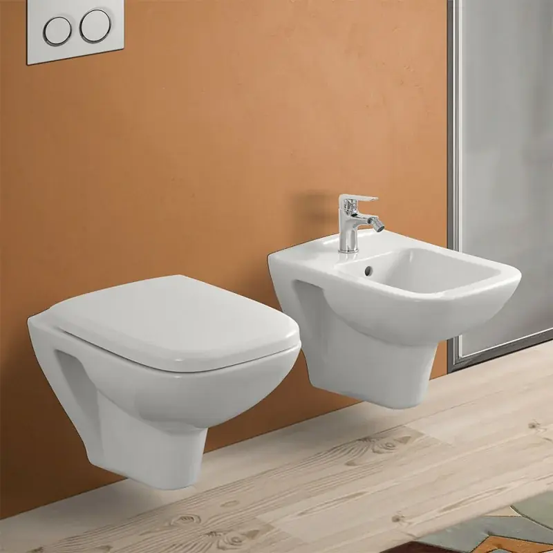Sanitari sospesi Rimless in ceramica lucido e copriwc originale Venti Nuovo Arrivo