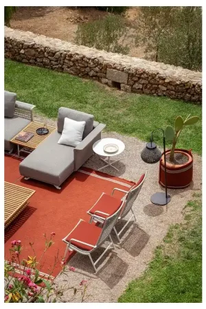 Saldi Poltrona Frau Tavolino rotondo Bob Outdoor con struttura e piano in acciaio da Ø60 cm