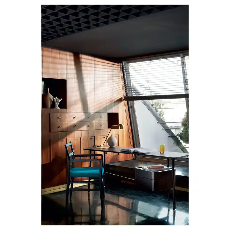 A Buon Prezzo Cassina Scrittoio fisso Sled in rovere tinto nero e cassettiera a due cassetti da 170x60 cm