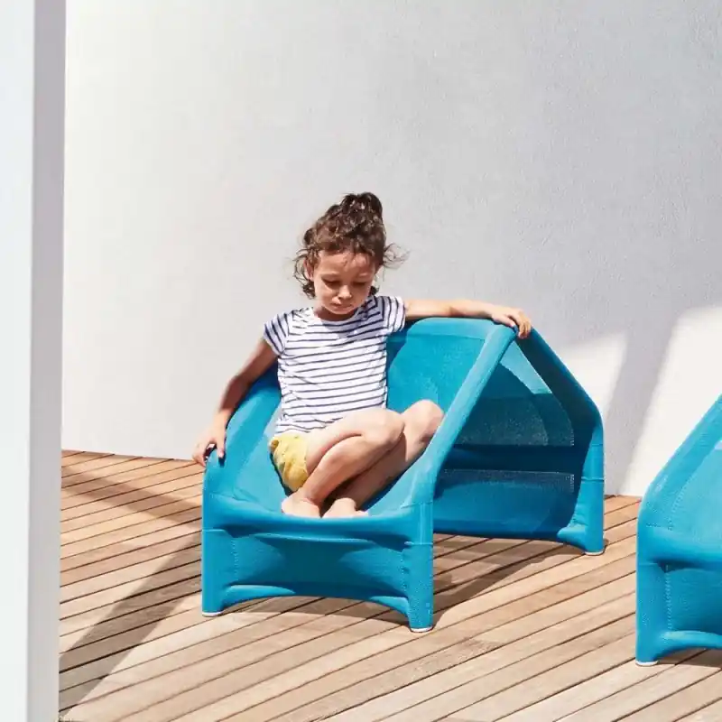 Magis Poltroncina The Roof Chair con struttura in allumunio e seduta in poliestere Offerta Limitata