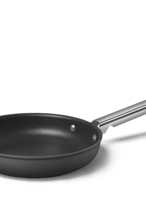Vendita Finale Smeg Cookware Padella 30 cm 50‘s Style CKFF3001BLM Nero