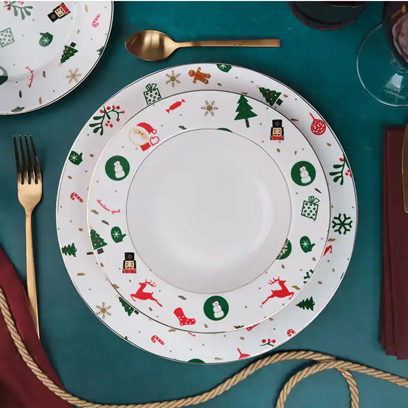 Reso Gratuito Villa Altachiara Servizio Piatti in Porcellana Fantasia del Natale 18 pezzi