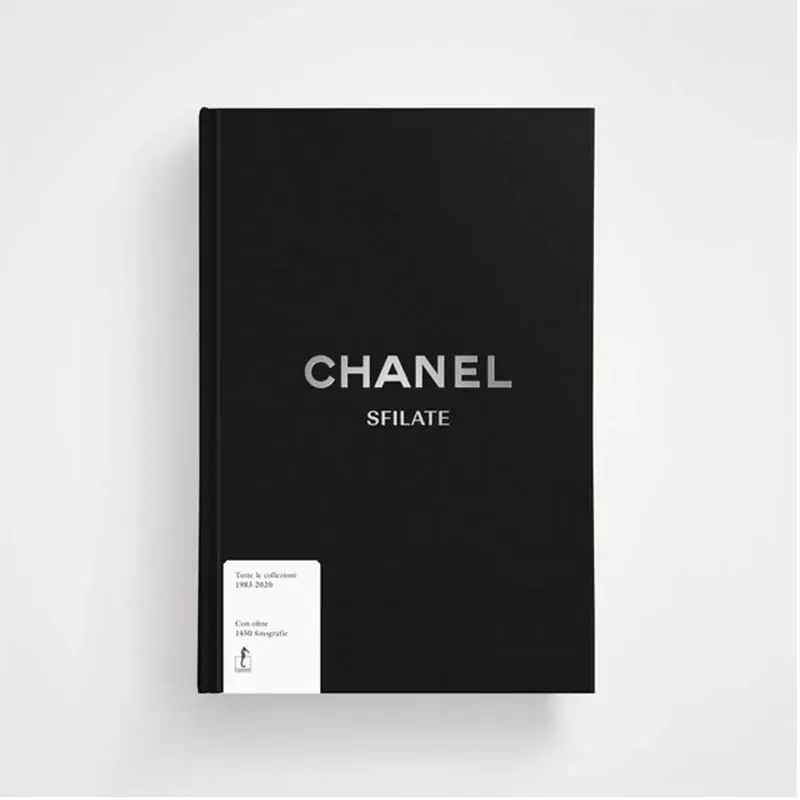 Ippocampo Edizioni Libro Chanel Sfilate Promo Stagionale