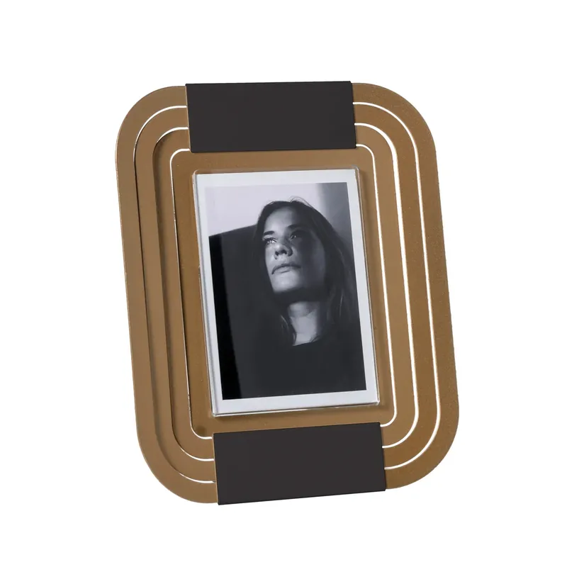 Arti & Mestieri Cornice Portafoto Tudor 17x21 cm Oro Laccato e Nero Sconto